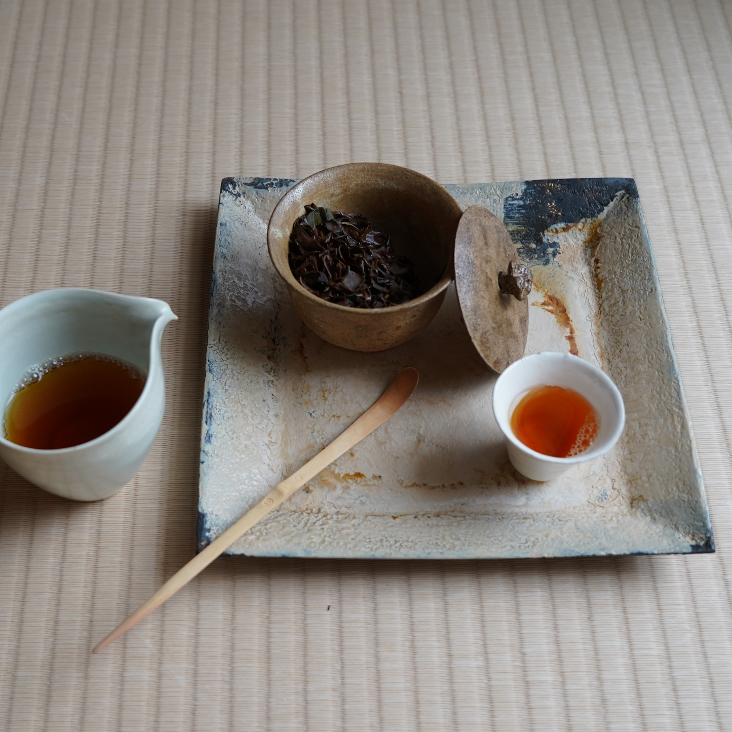 Wood-fired covered bowl (three types)