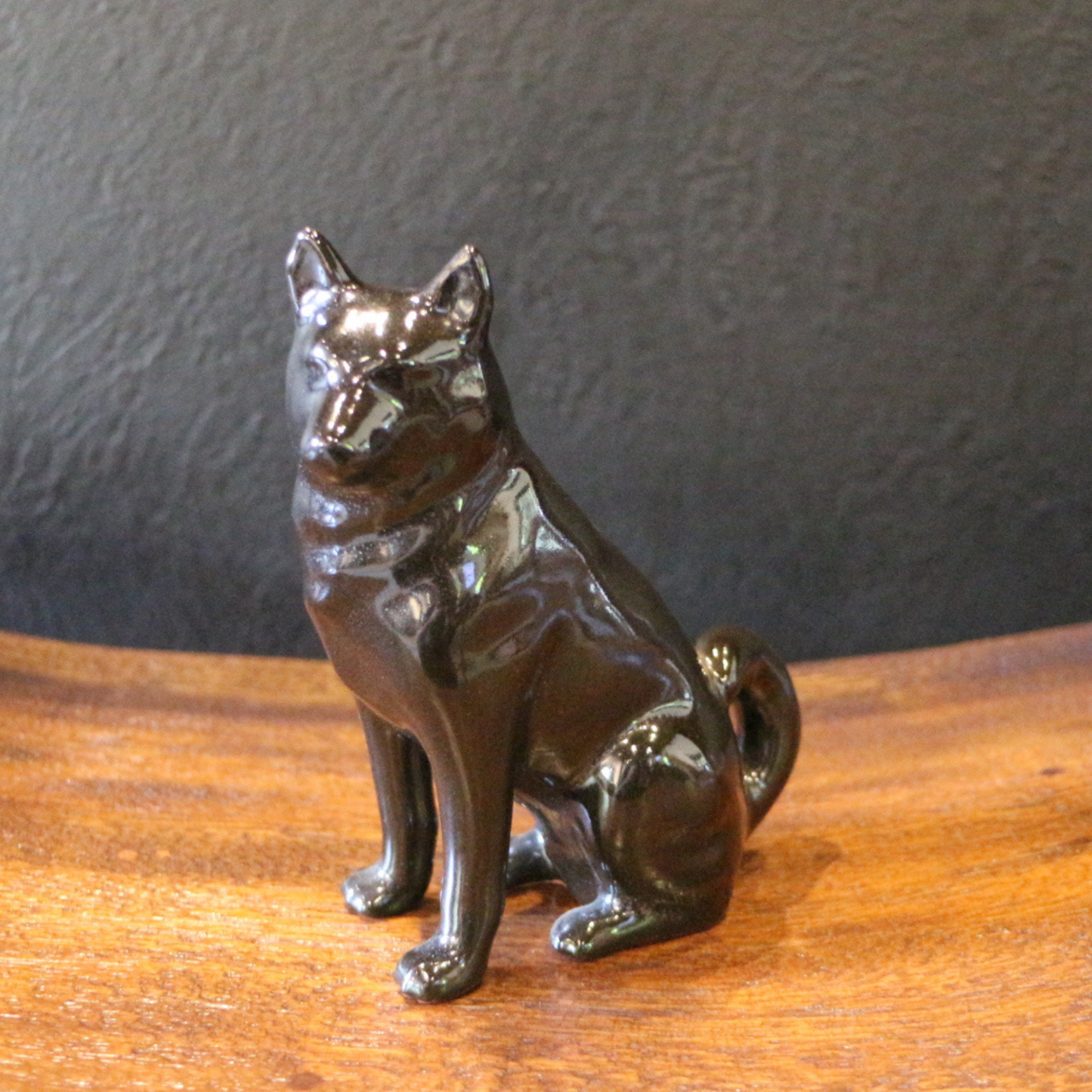 Ornament/Ceramic Dog