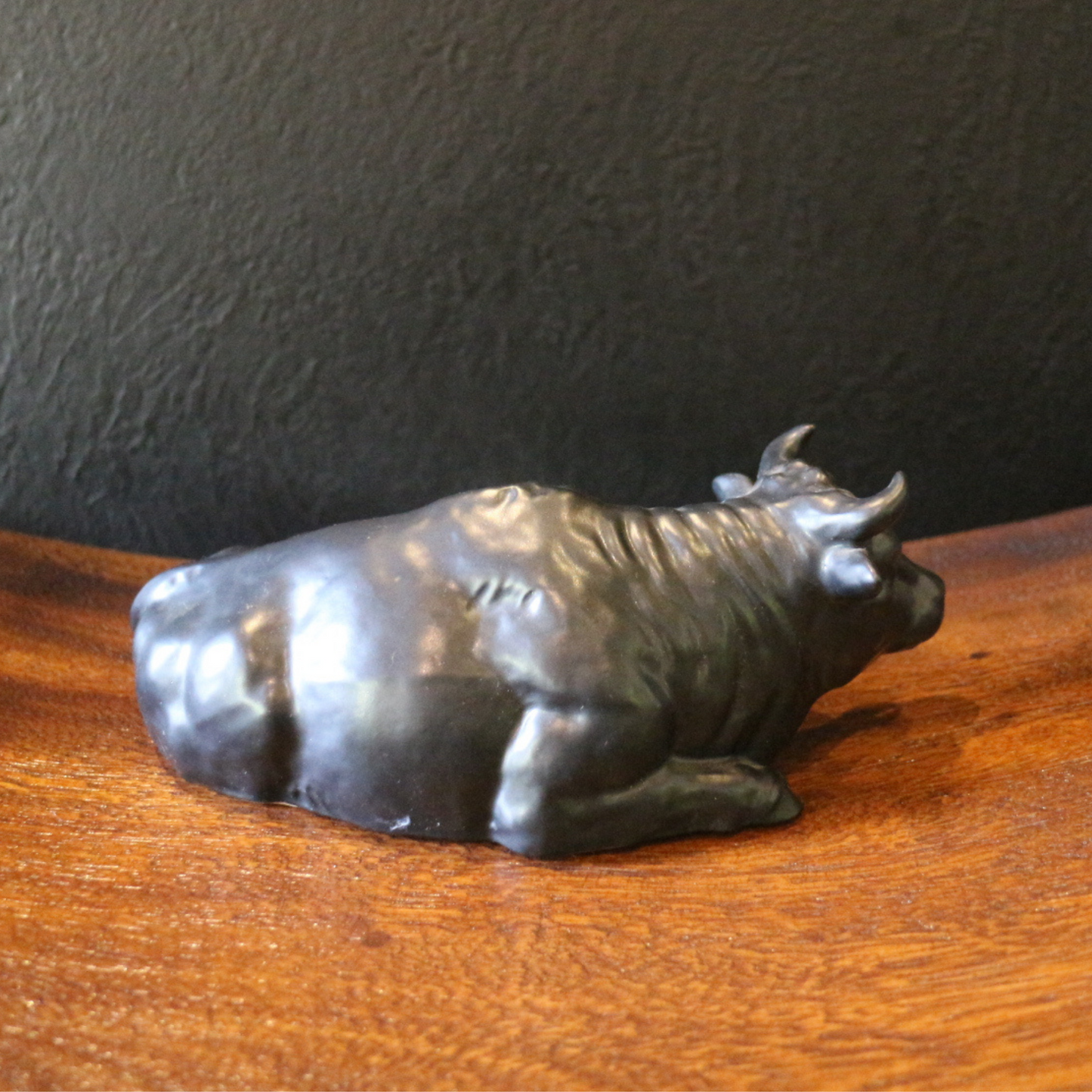 Ornament/Ceramic Cow