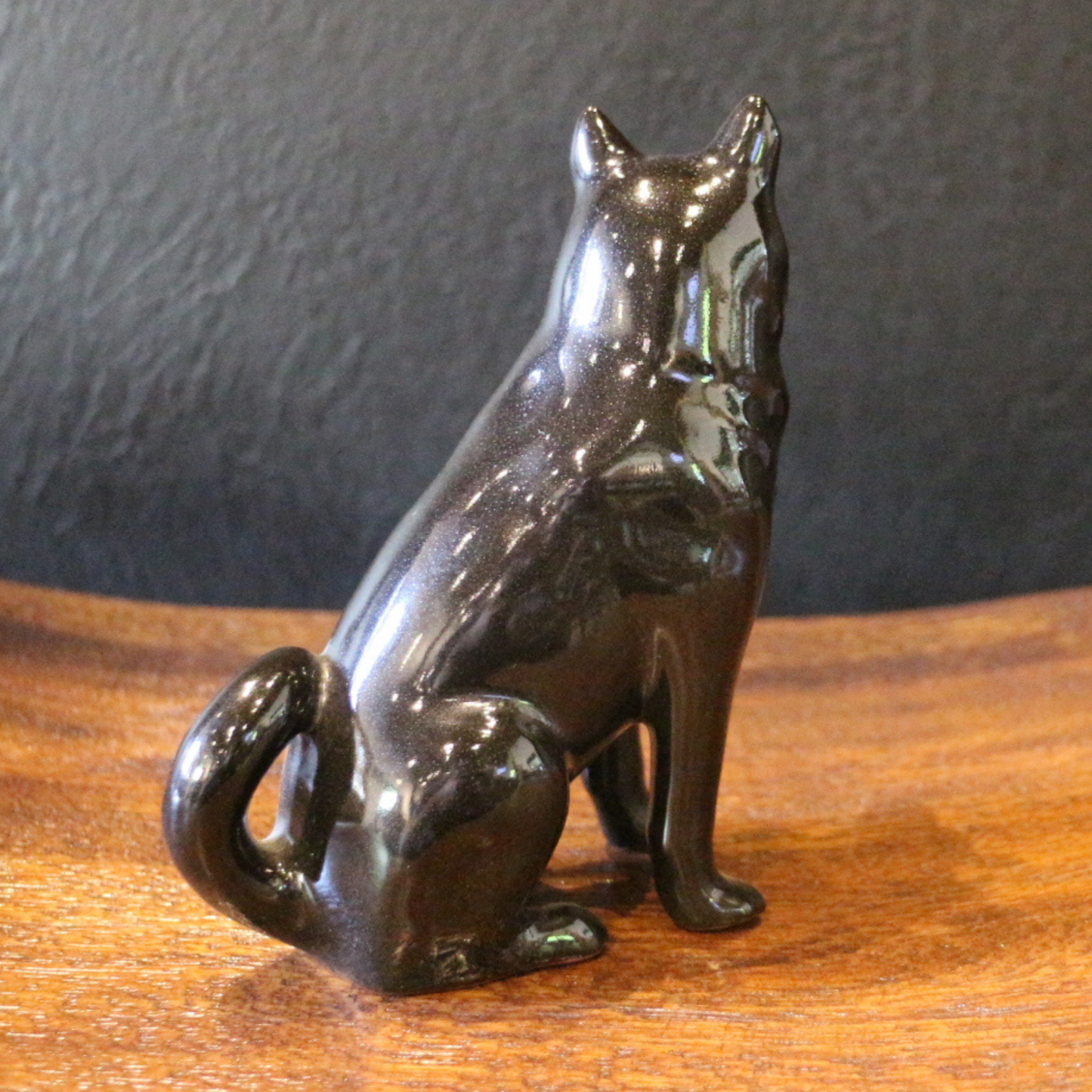 Ornament/Ceramic Dog
