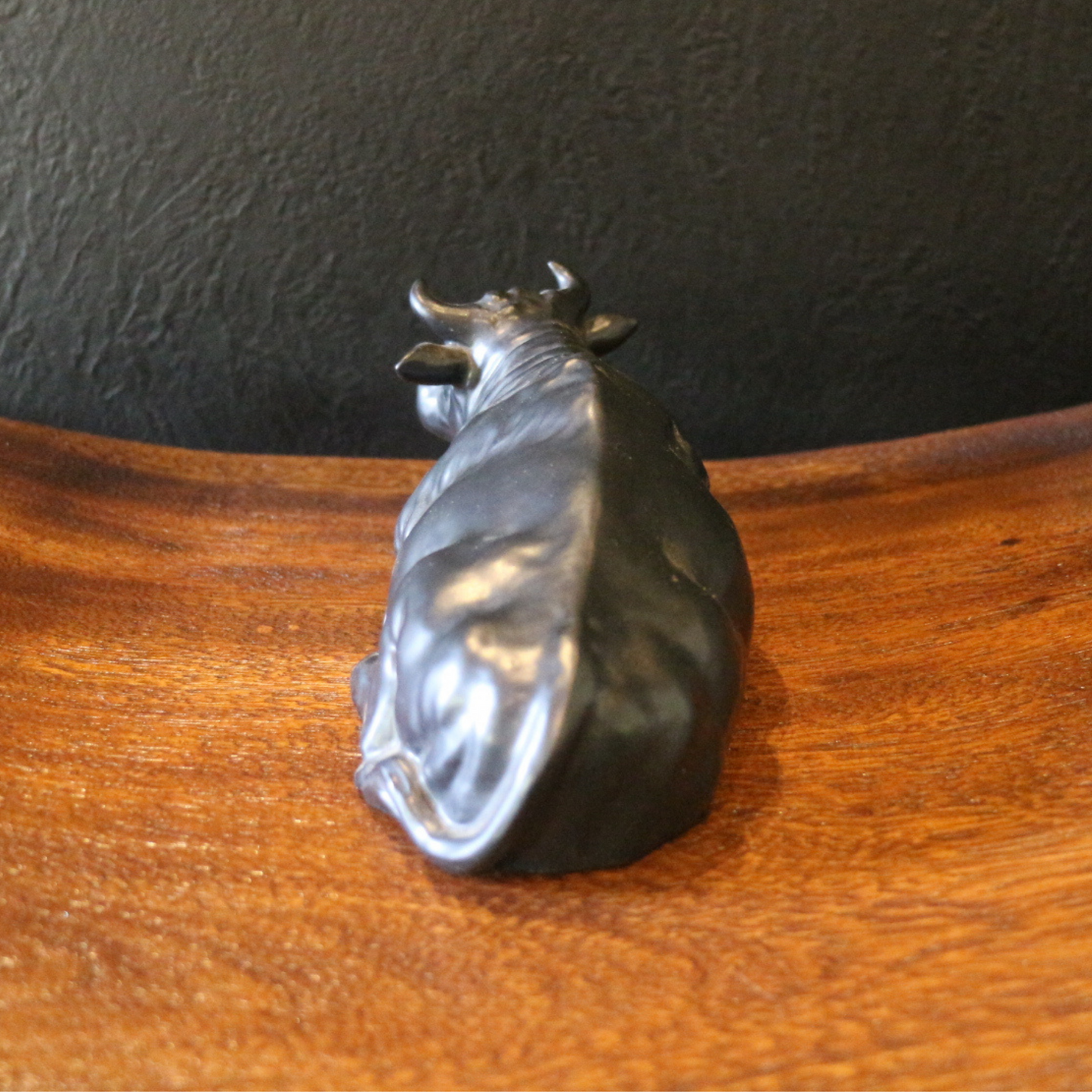 Ornament/Ceramic Cow