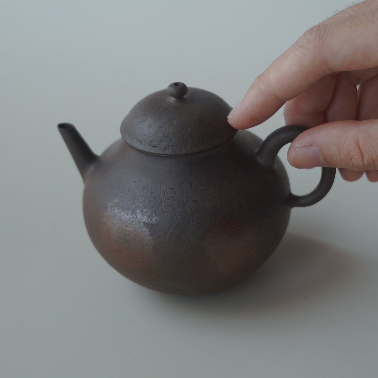 柴燒紫砂朱泥梨形單孔壺