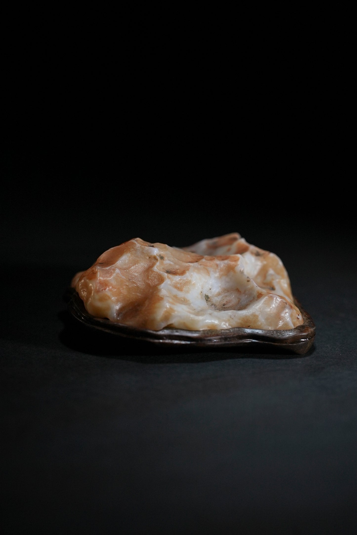賞石擺件/戈壁石- 沙漠漆 Gebi Stone - Dessert Varnish