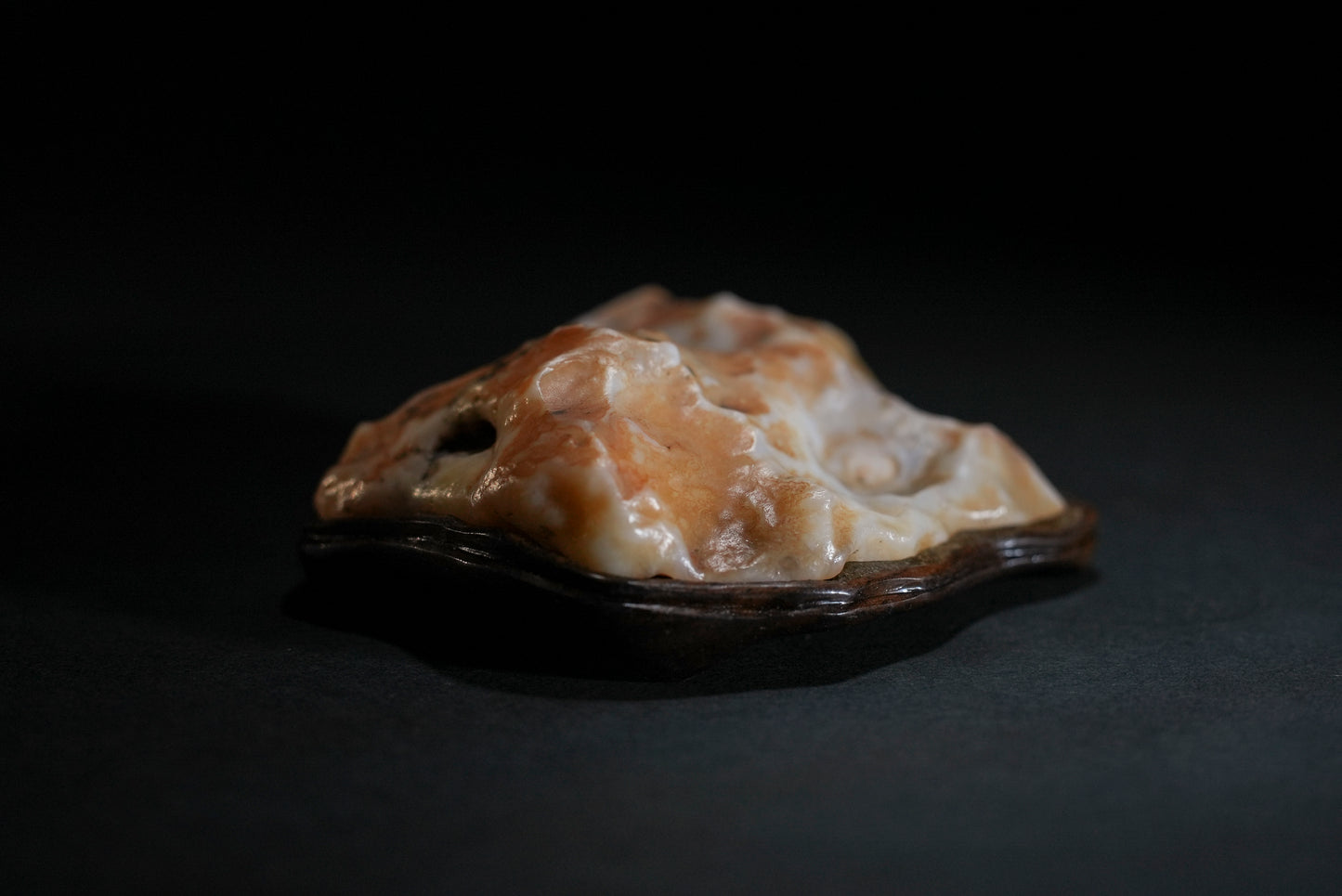賞石擺件/戈壁石- 沙漠漆 Gebi Stone - Dessert Varnish