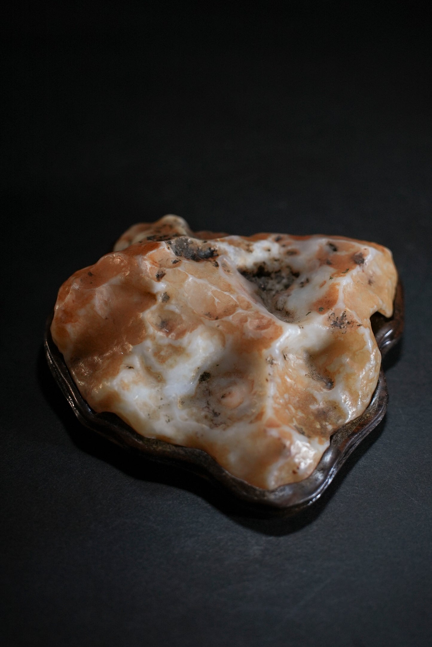 賞石擺件/戈壁石- 沙漠漆 Gebi Stone - Dessert Varnish
