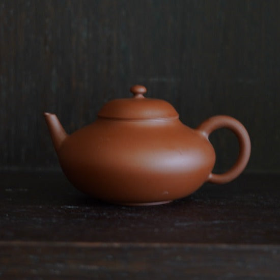 Cinnabar Clay Flat Horizontal Teapot