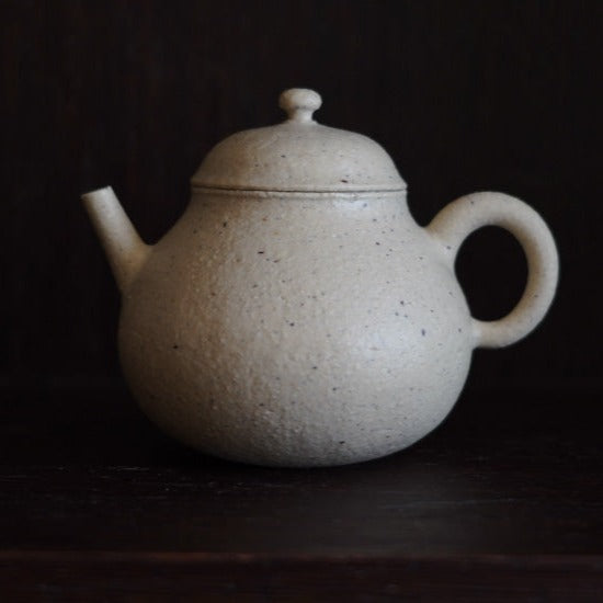 White Clay SiTing Teapot(large)