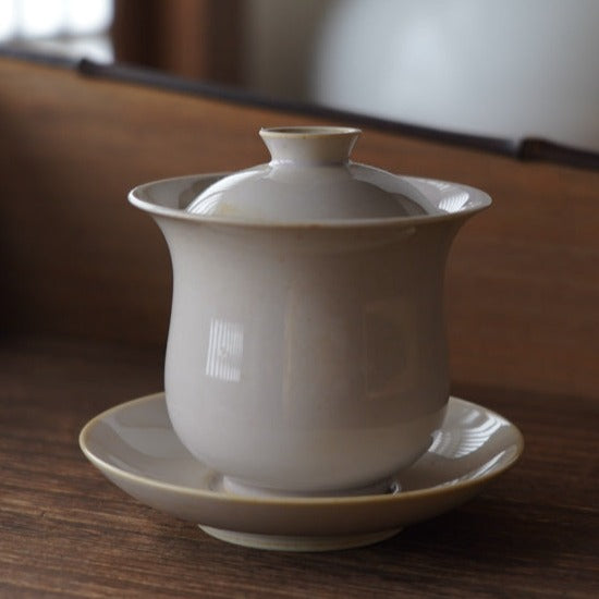 Pale Pink Large-Bellied Ceramic Covered Bowl