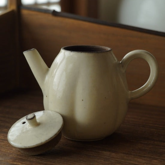 Diamond-pattern Ceramic Teapot with White Powder Glaze(Slim Style)