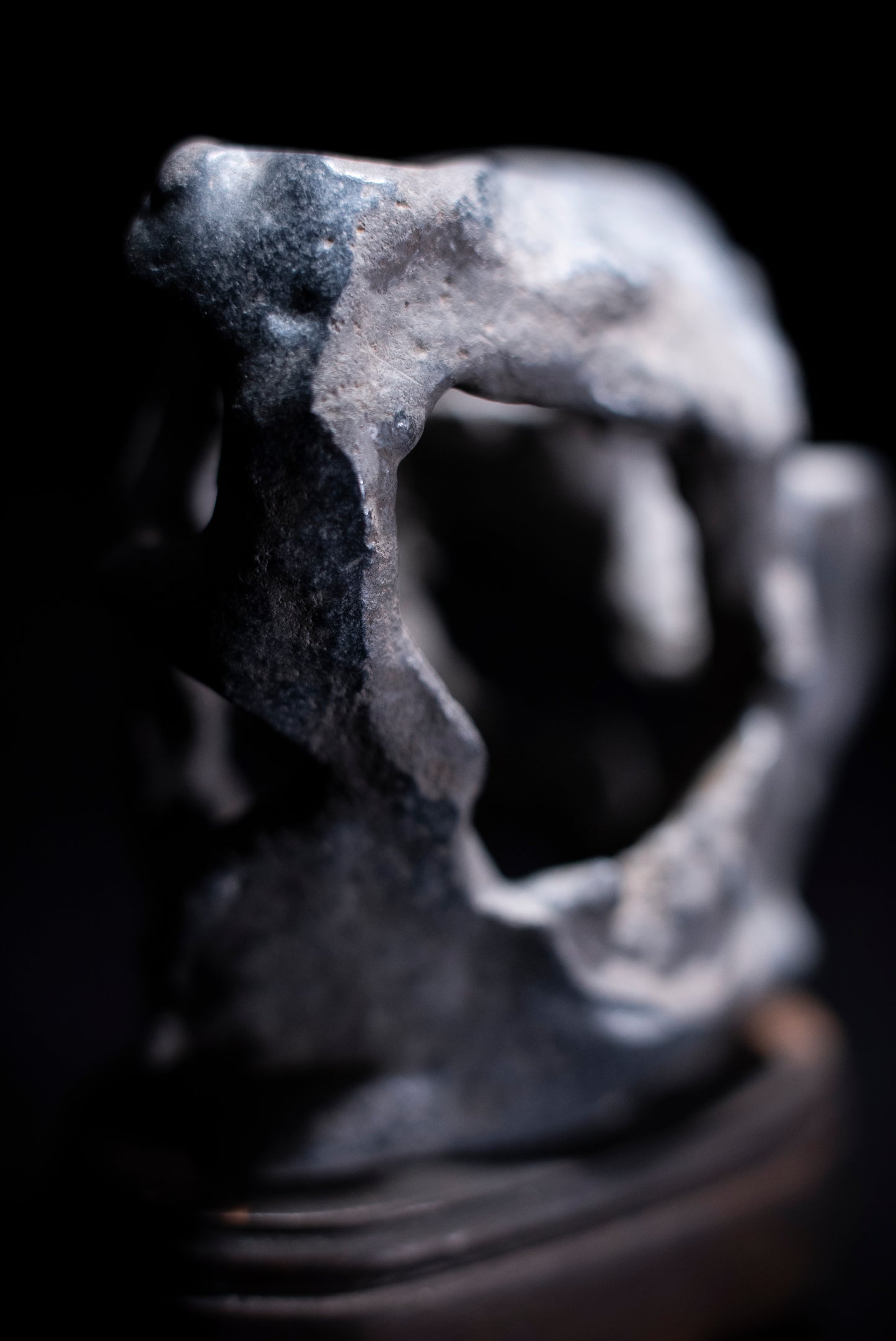 賞石擺件/貴州墨金石 Black Taihu Stone
