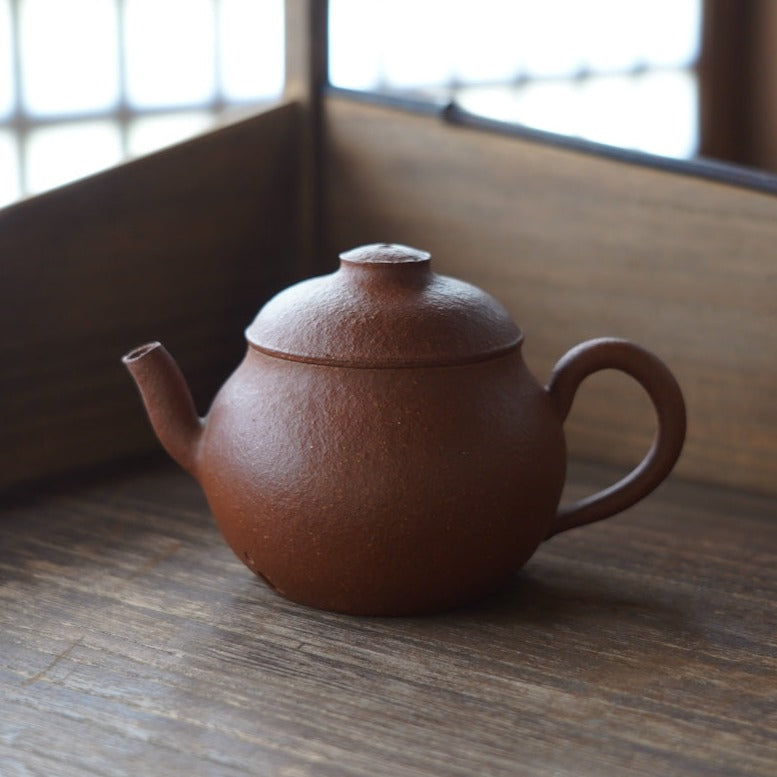 Juwel Wheel Purple Clay Teapot