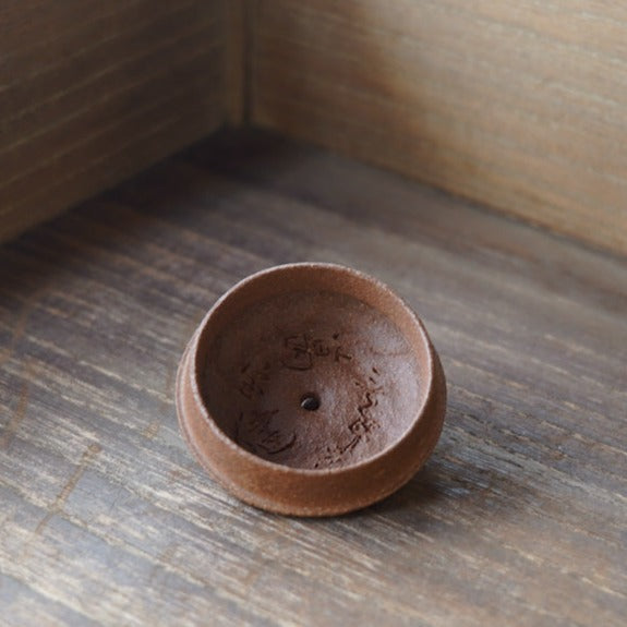 Clasp-lid Purple Clay Teapot