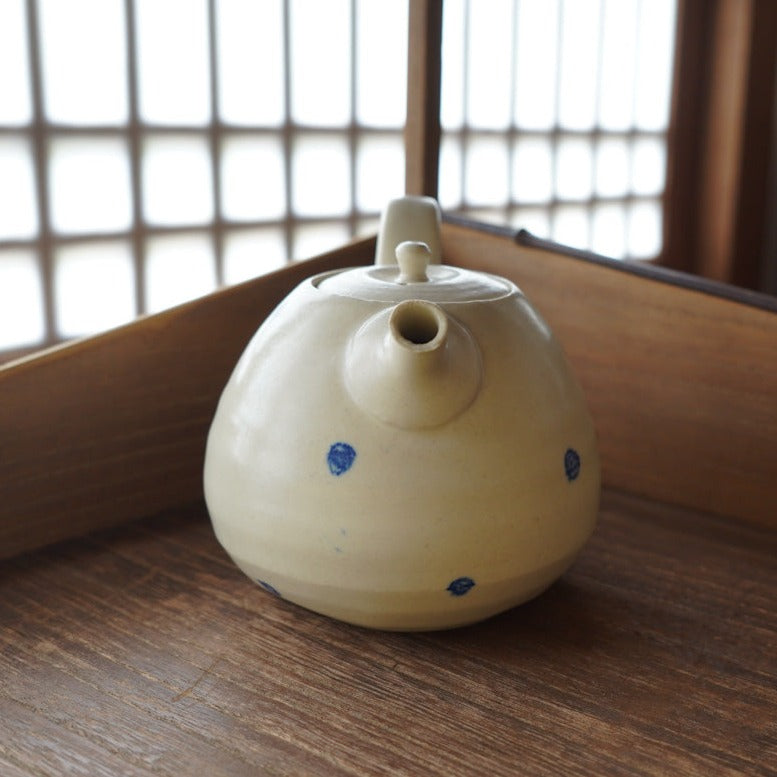 Crayon-painted Ceramic Dragon Egg Teapot