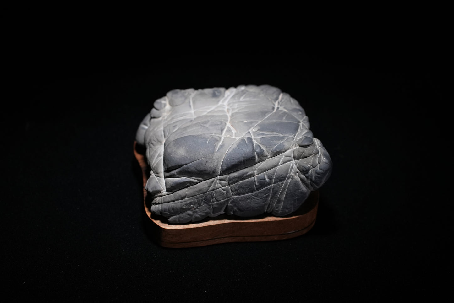賞石擺件/靈璧石刀疤紋
