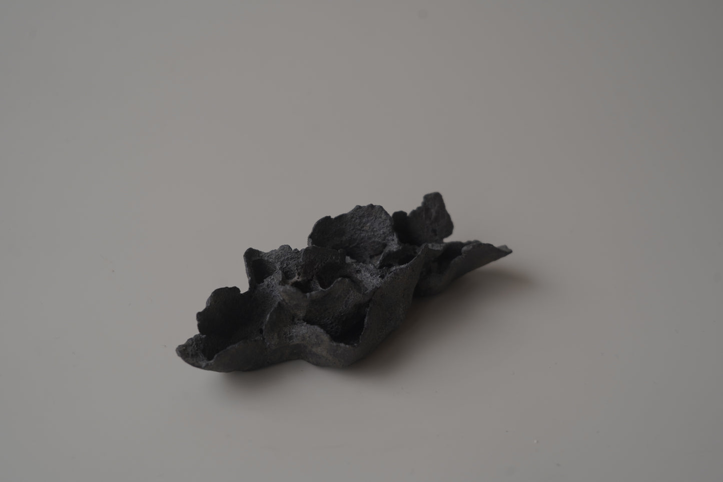 手捏茶匙枕-立體花-小/灰黑色