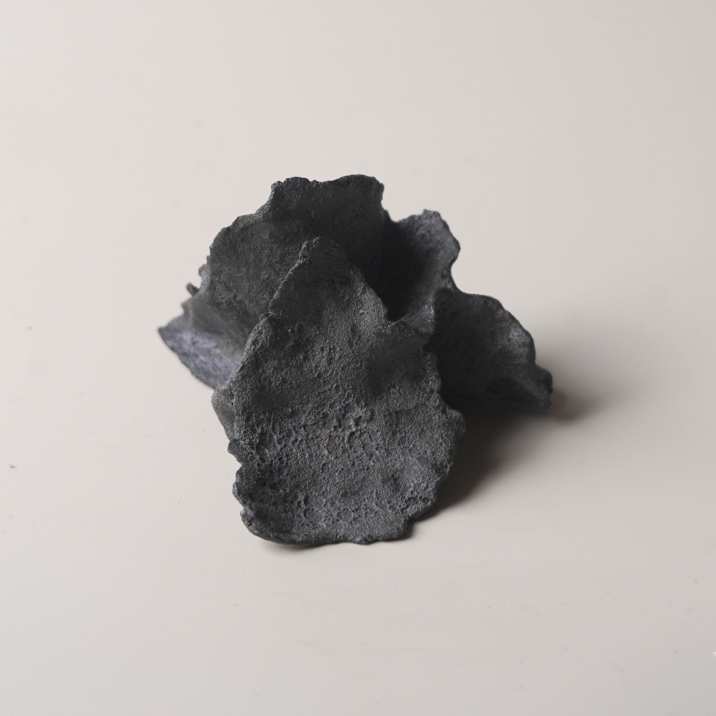 手捏造型擺件-立體花-小/黑灰色