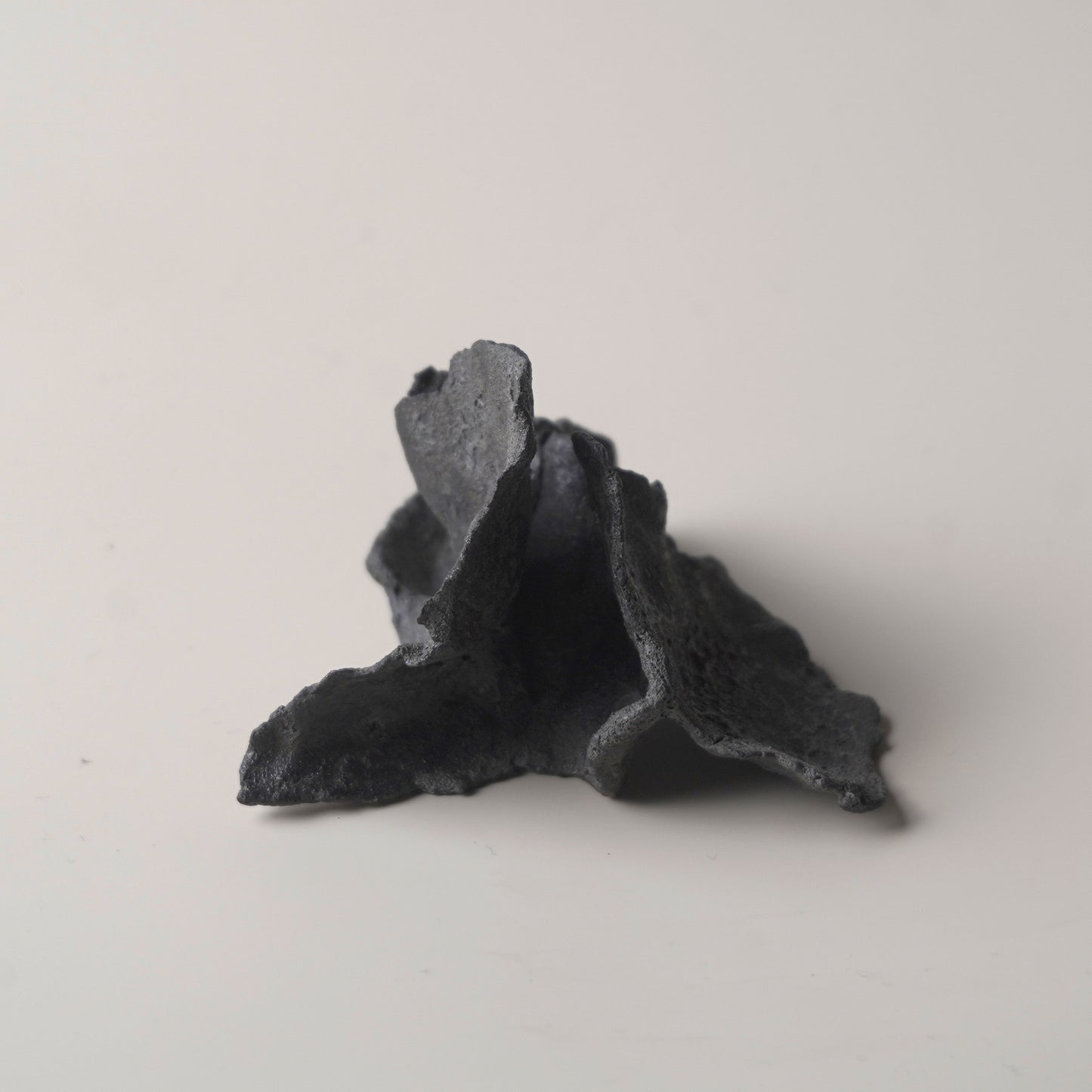 手捏造型擺件-立體花-小/黑灰色
