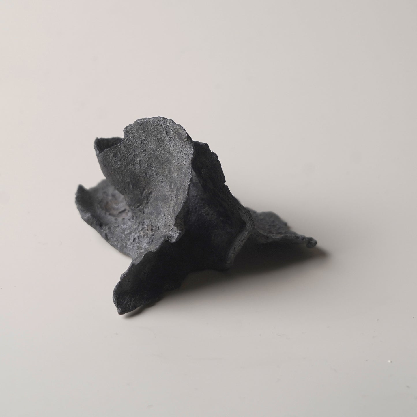 手捏造型擺件-立體花-小/黑灰色