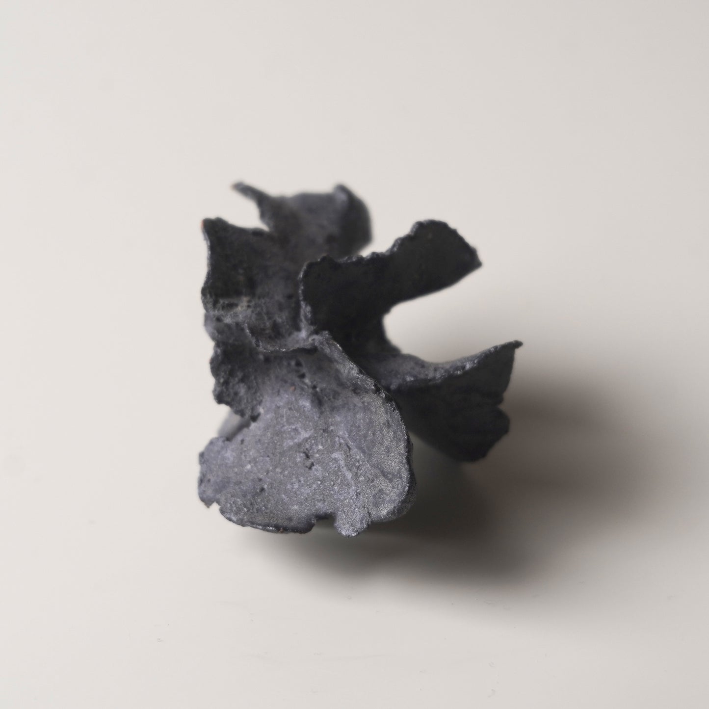 手捏造型擺件-立體花-小/黑灰色