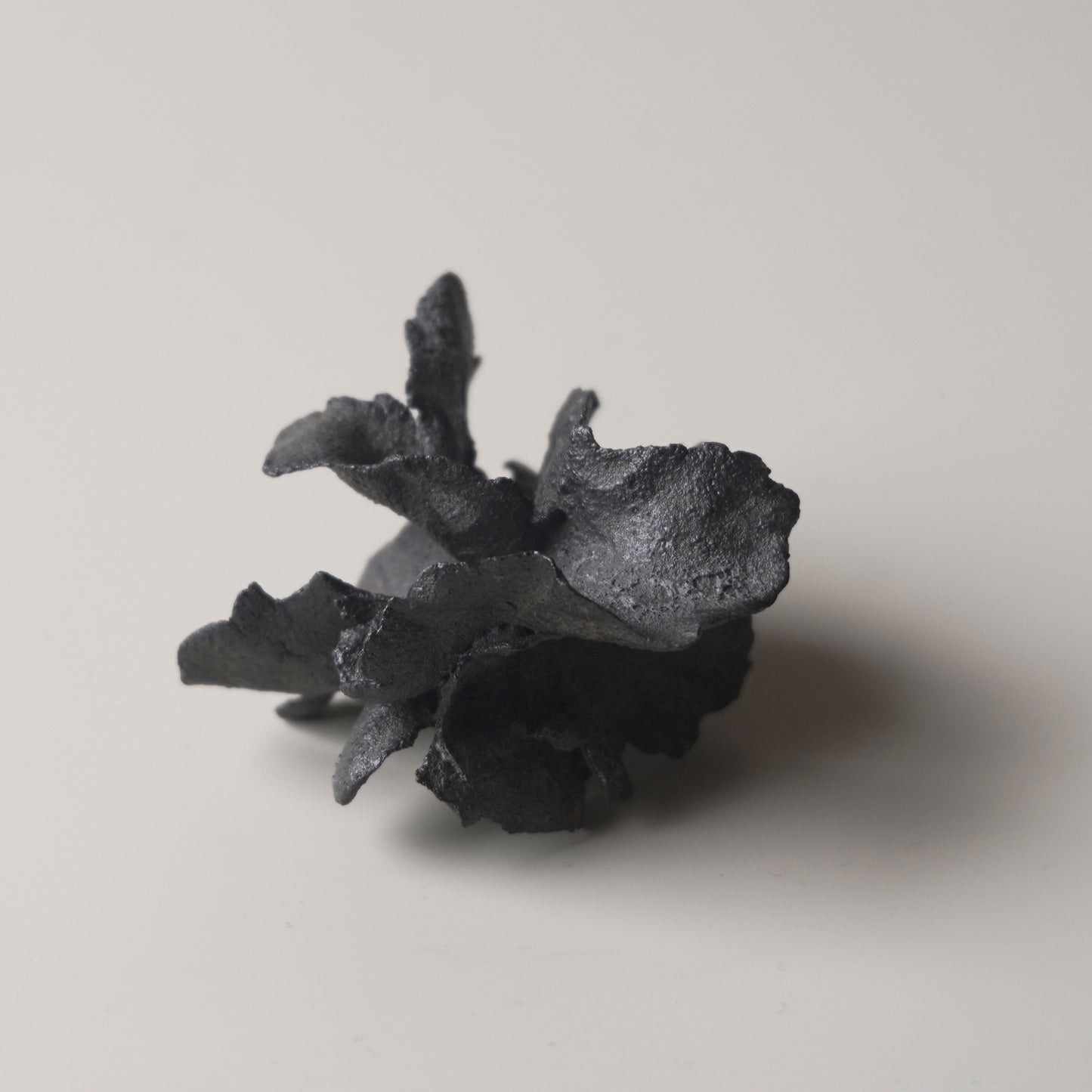 手捏造型擺件-立體花-小/黑灰色