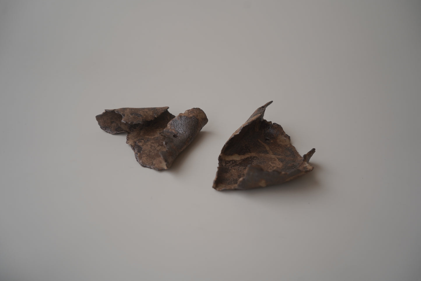 殘片臥香座/鐵鏽色