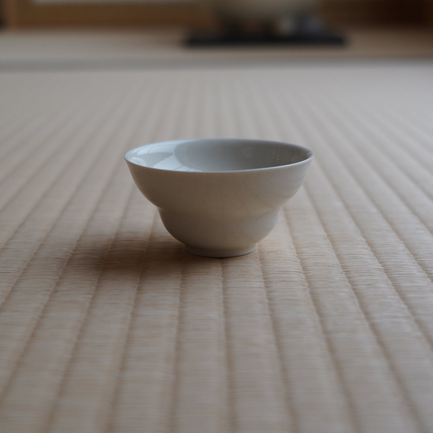 Round expanded ceramic thick tire cup
