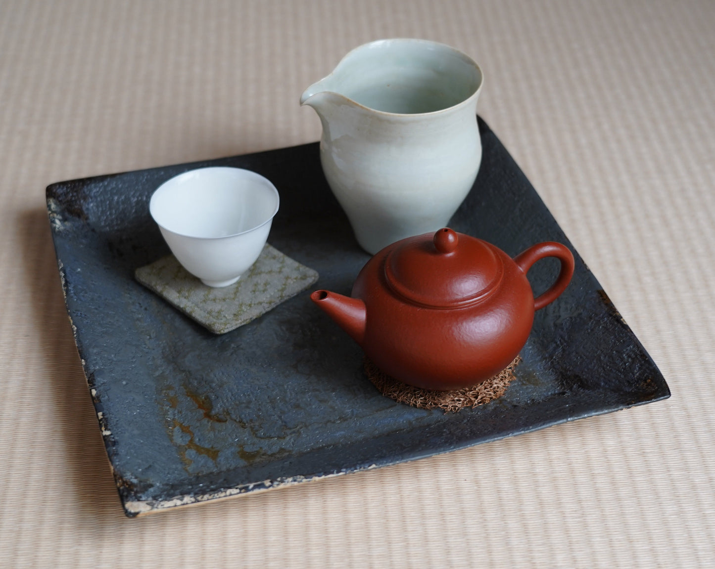 Nikko Hill Lacquer Tea Tray(Deep Blue with Black and Gold Base)