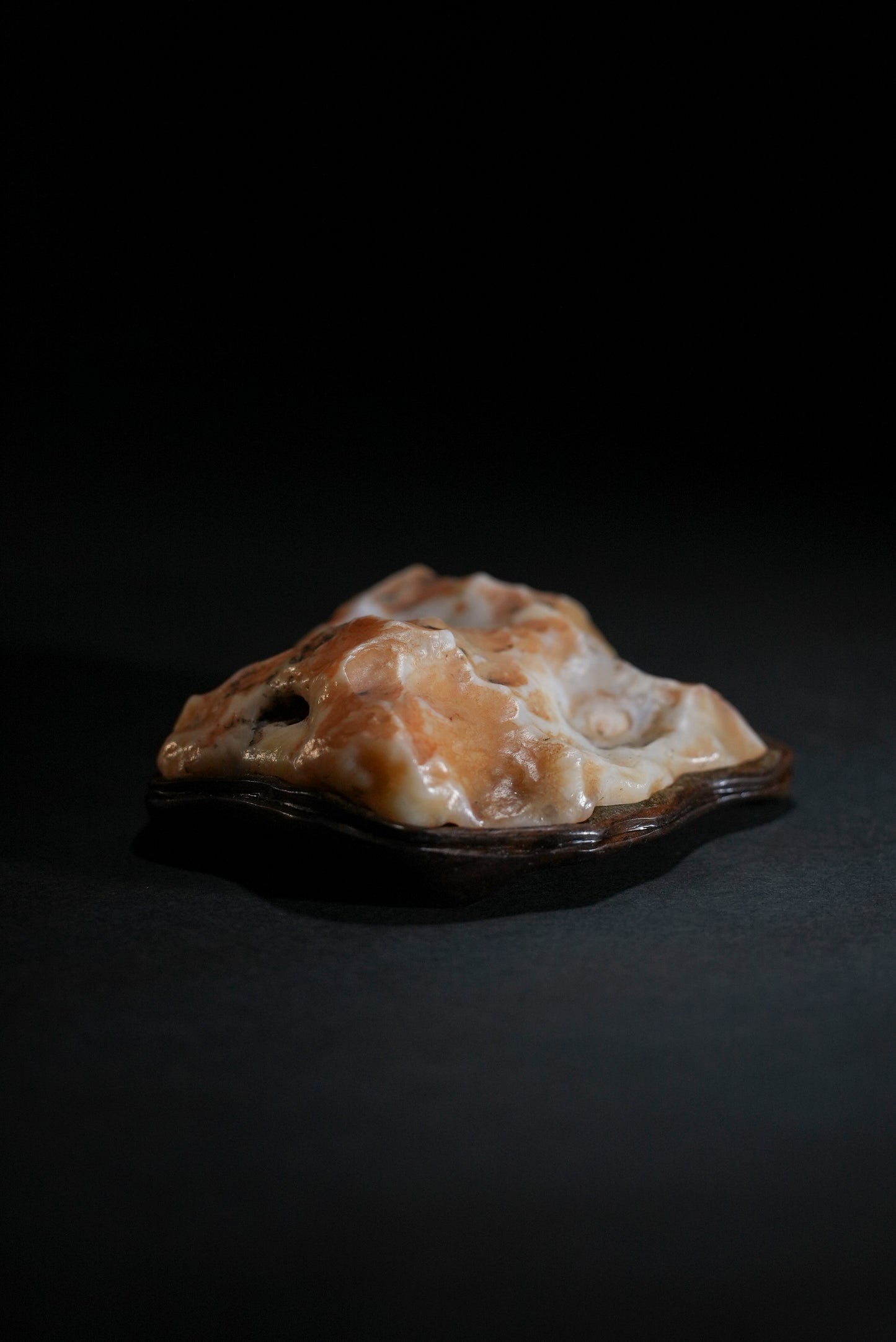 賞石擺件/戈壁石- 沙漠漆 Gebi Stone - Dessert Varnish