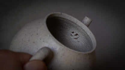White Clay SiTing Teapot(small)