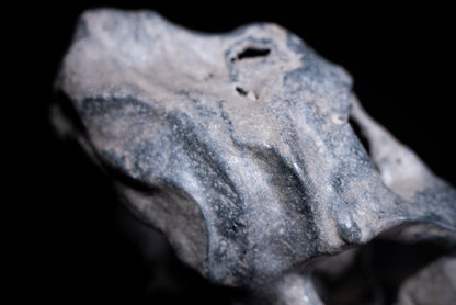 賞石擺件/貴州墨金石 Black Taihu Stone