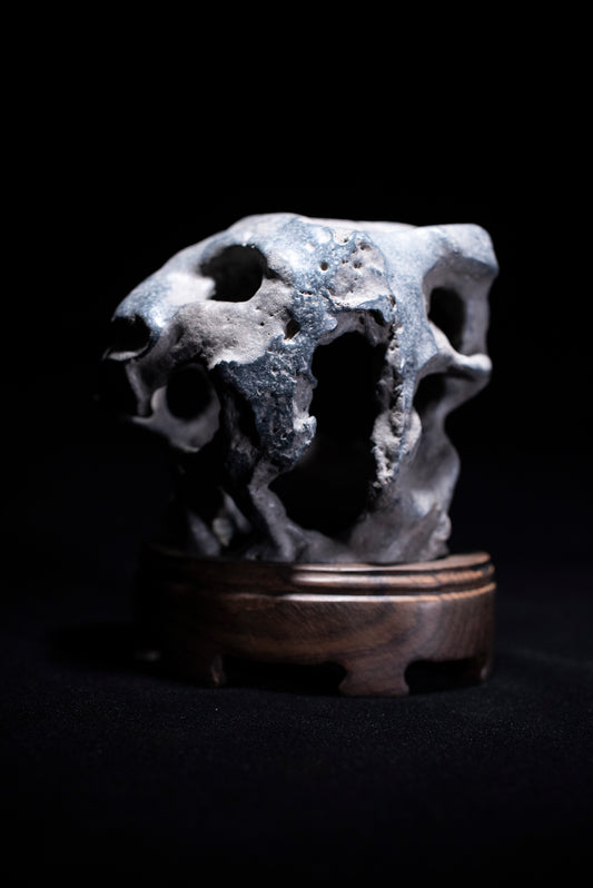 賞石擺件/貴州墨金石 Black Taihu Stone