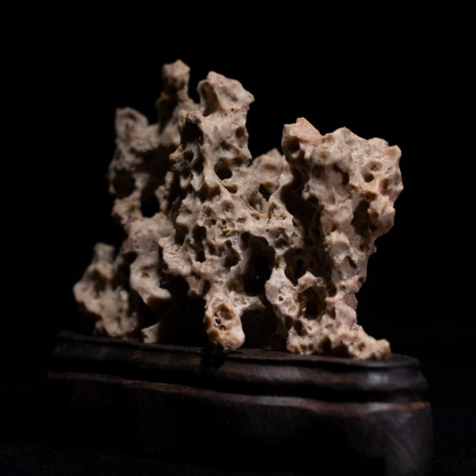 賞石擺件/湘西紫玲瓏 - 黃金甲香爐 Golden Xiangxi Taihu Stone Incense Burner