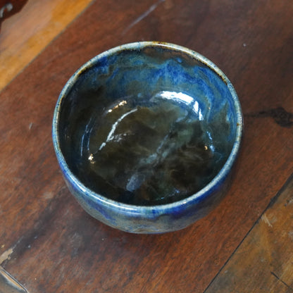 彩釉厚陶抹茶碗