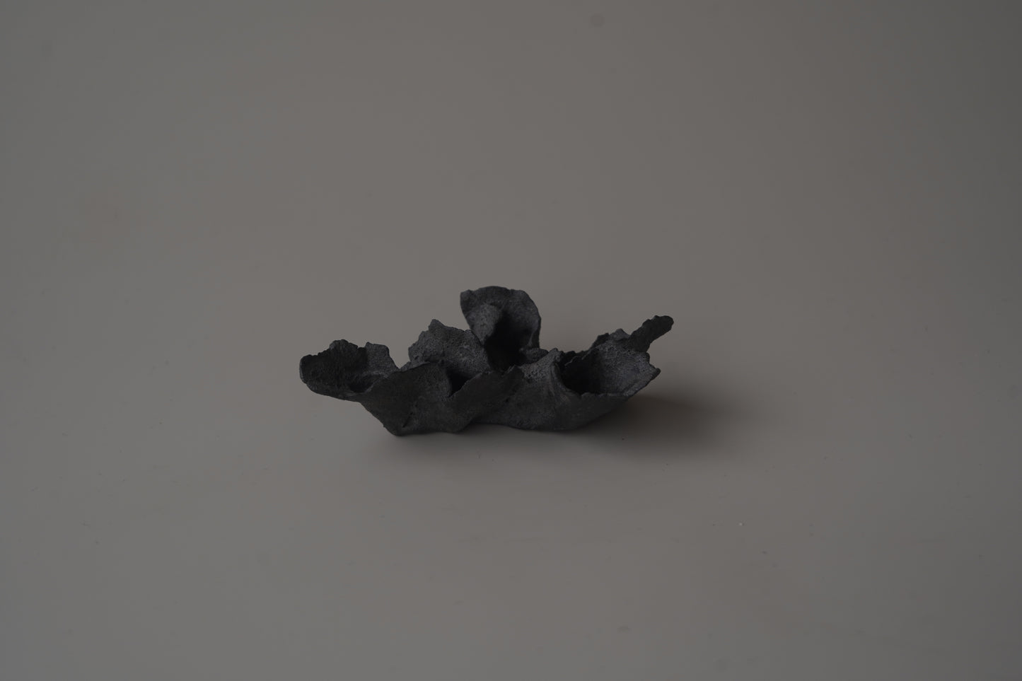 手捏茶匙枕-立體花-小/灰黑色
