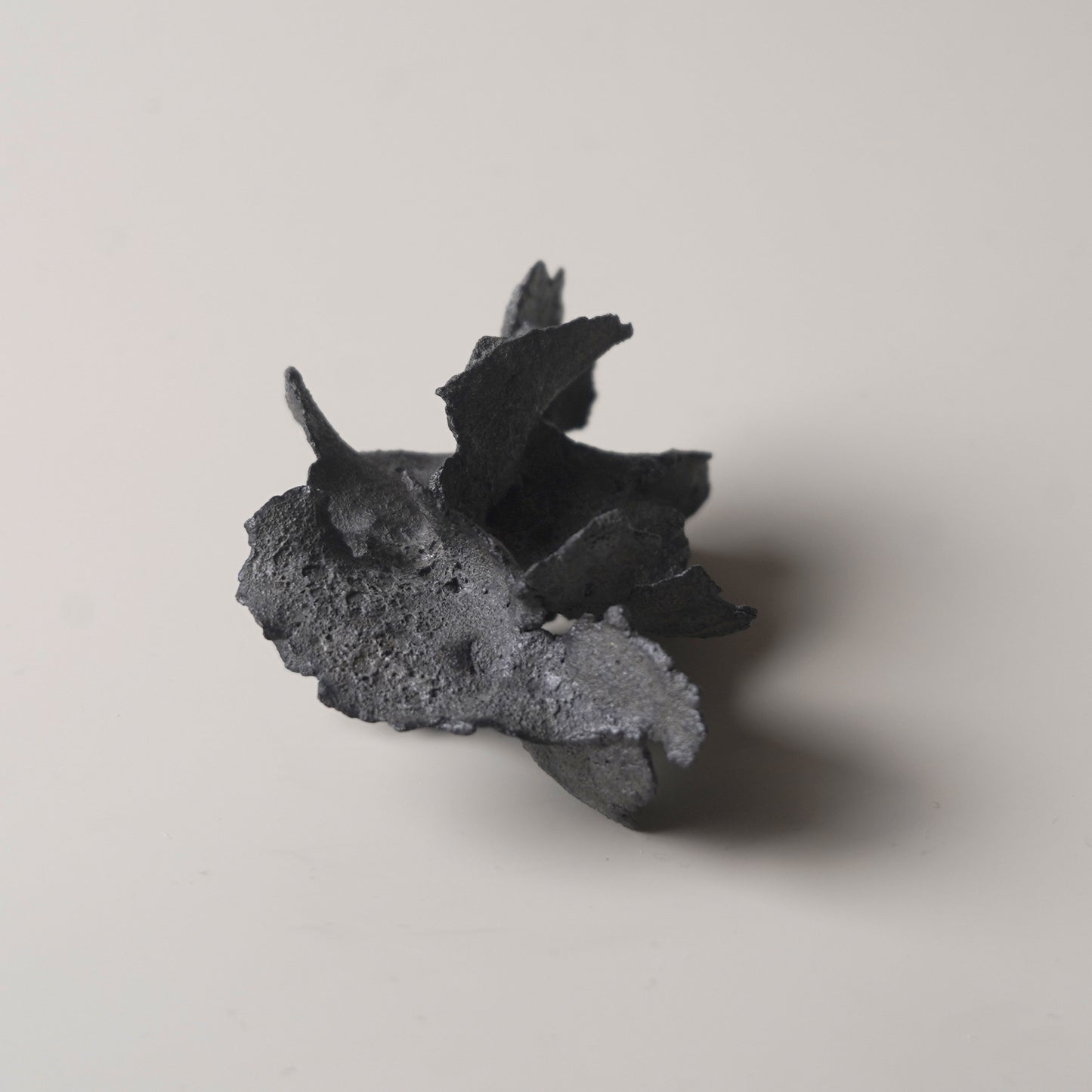 手捏造型擺件-立體花-小/黑灰色