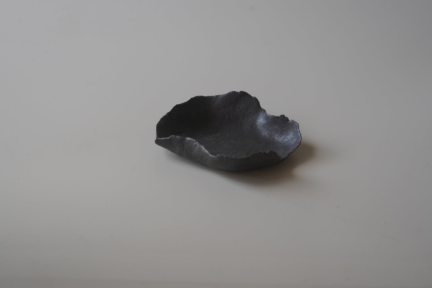 葉型燭台/黑色
