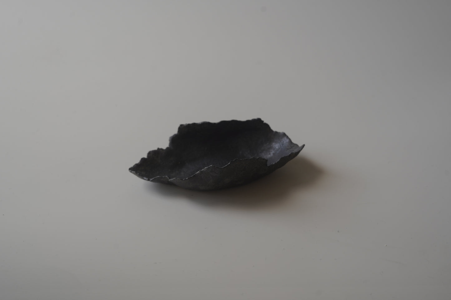 葉型燭台/黑色