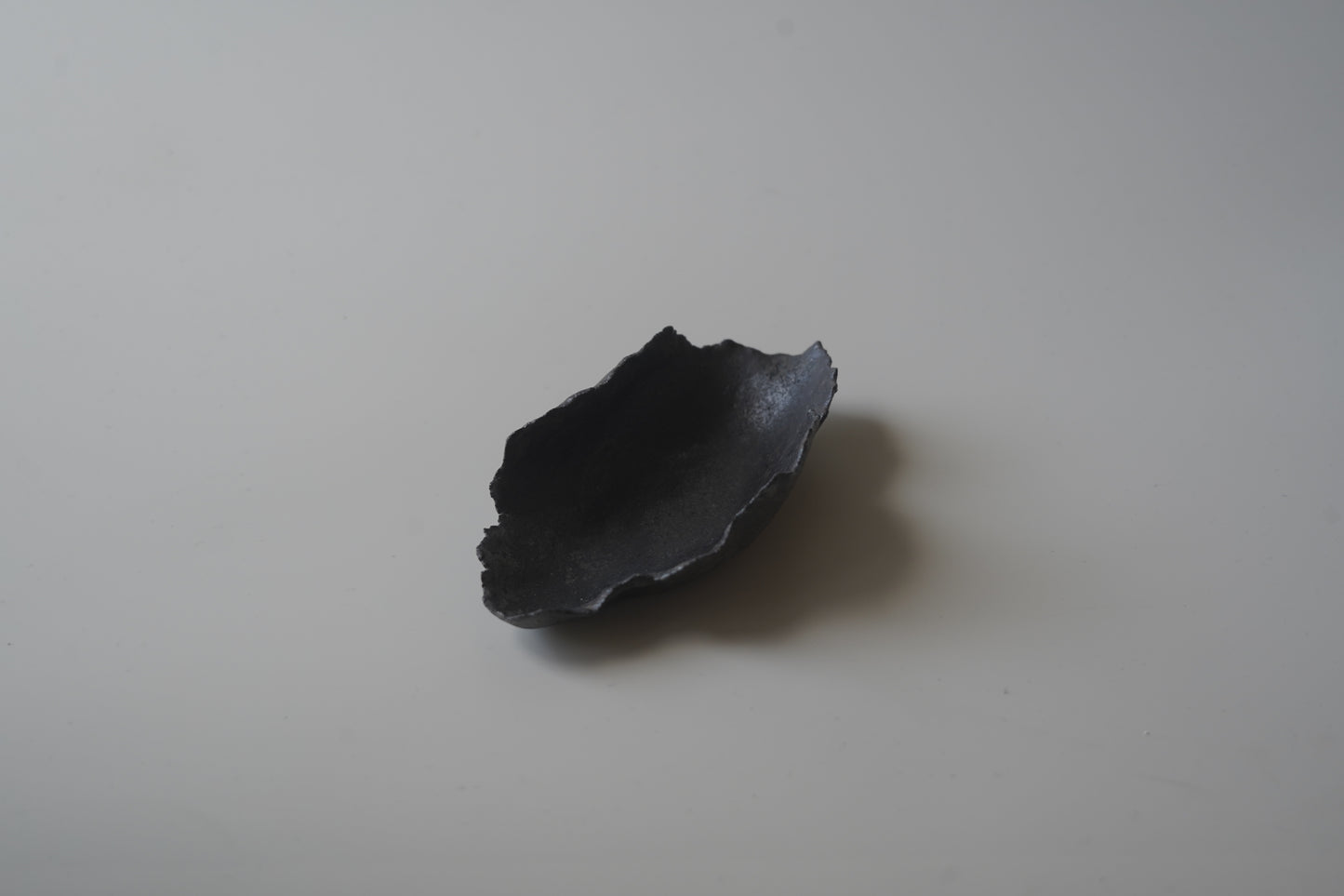 葉型燭台/黑色