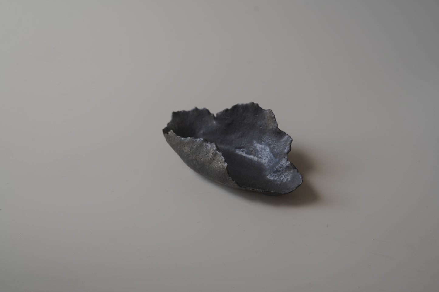 葉型燭台/黑色