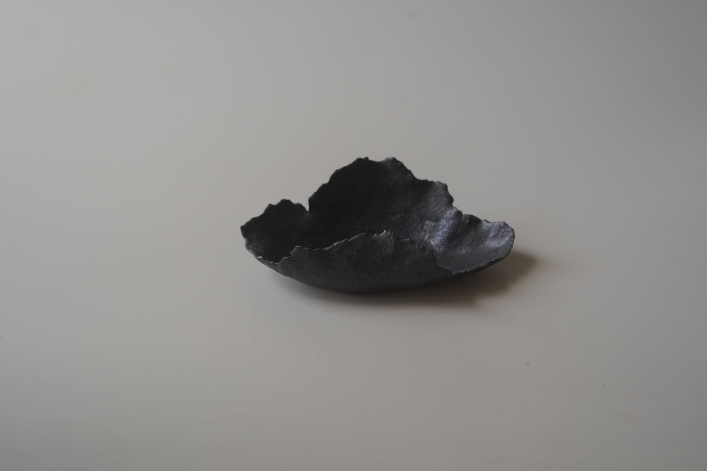 葉型燭台/黑色