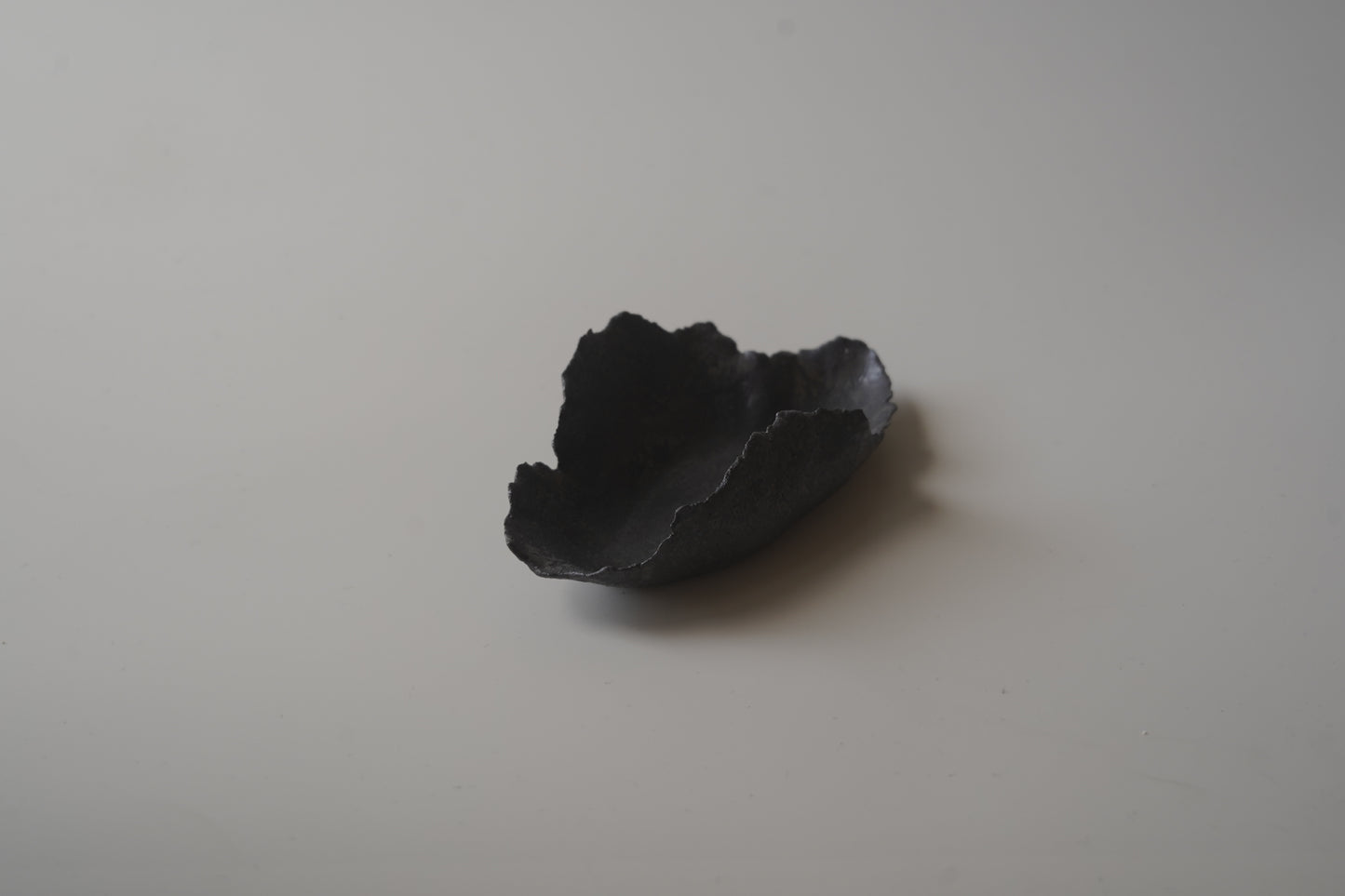 葉型燭台/黑色