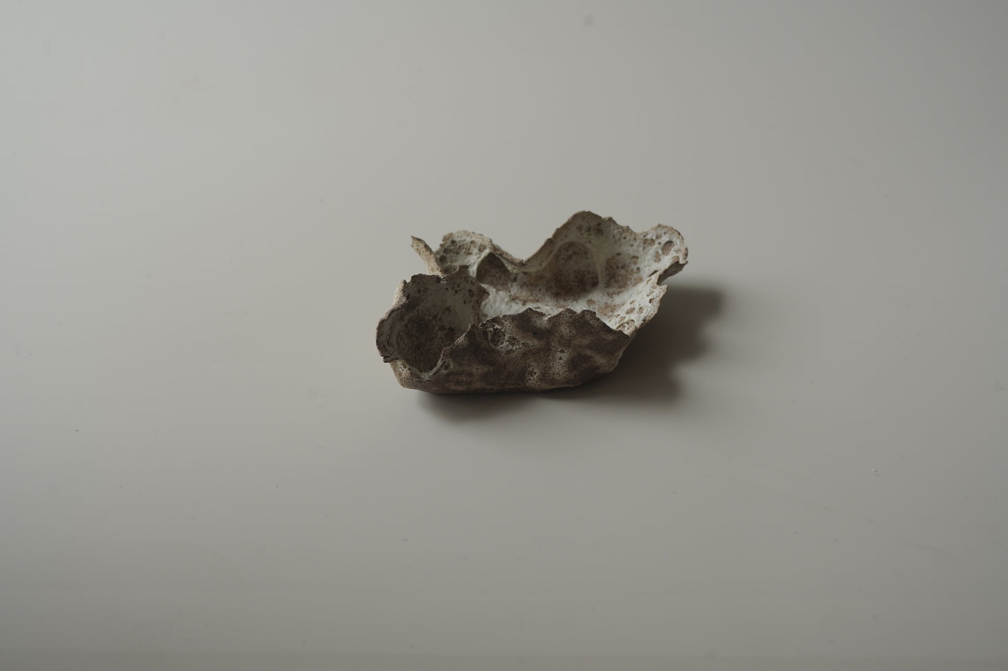 葉型燭台/白咖色