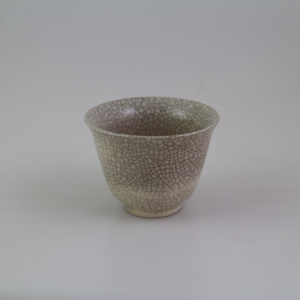 開片白釉老杯