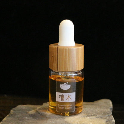 Taiwan Hinoki Essential Oil