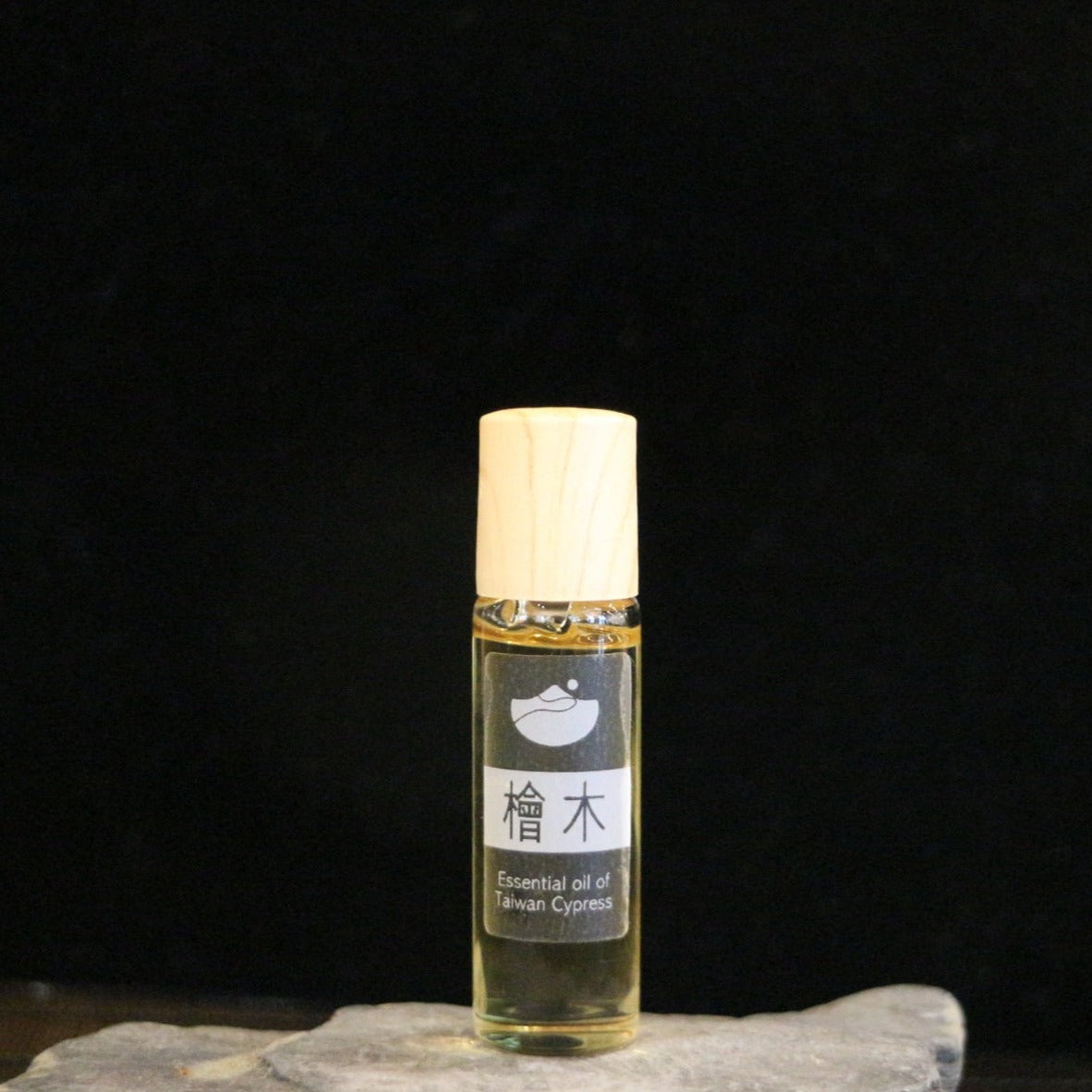 Taiwan Hinoki Essential Oil